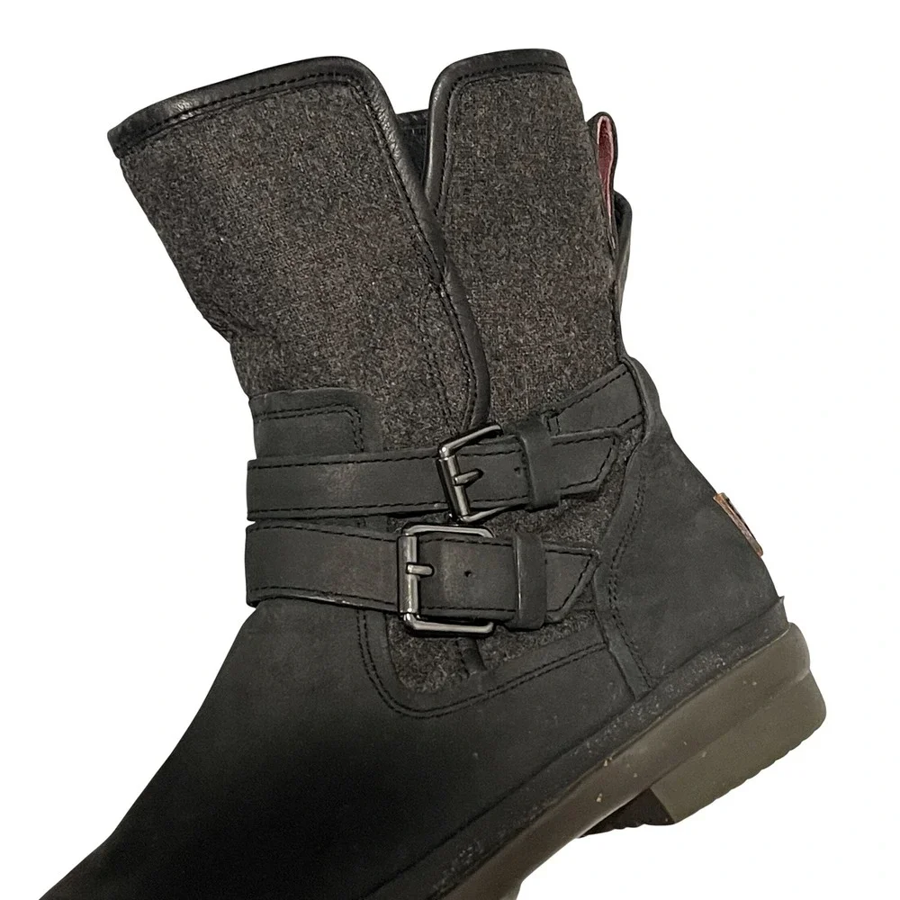 UGG‎ Simmens Waterproof Boot Womens 8.5 Black Leather Wool Moto Buckle 1005285